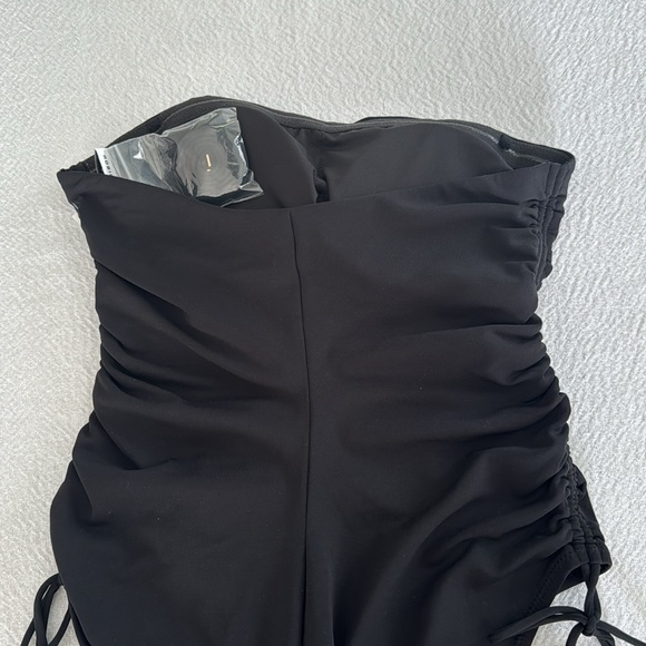 ROBIN PICCONE AUBREY BANDEAU ONE PIECE, Size 12, $176 - Picture 8 of 11